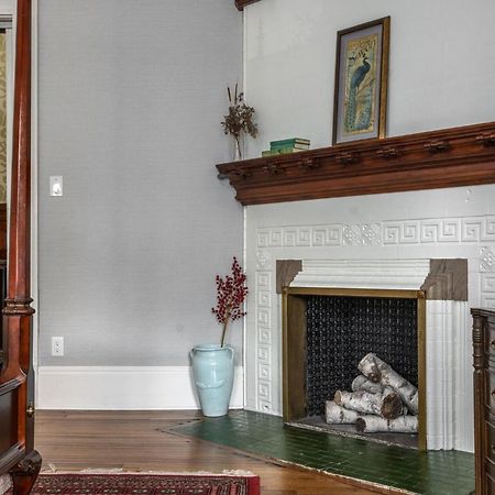 The New Victorian Mansion Bed & Breakfast Saint Paul Eksteriør bilde